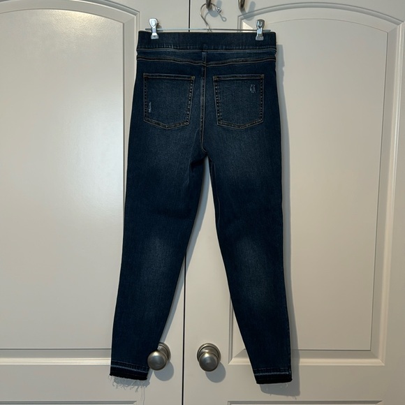 SPANX Distressed Denim Legging Size Medium NWT - Picture 2 of 7